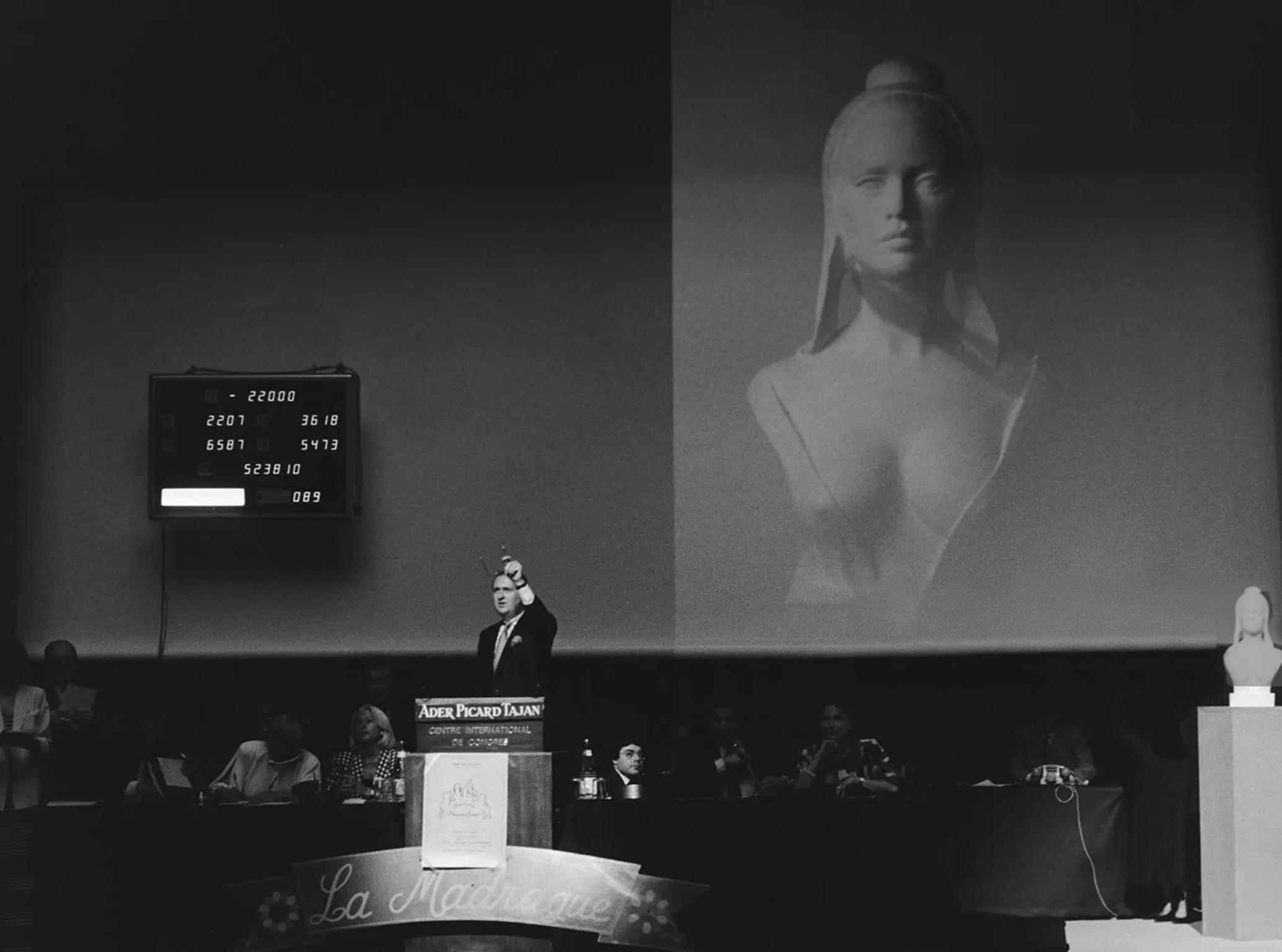 marianneAuction
